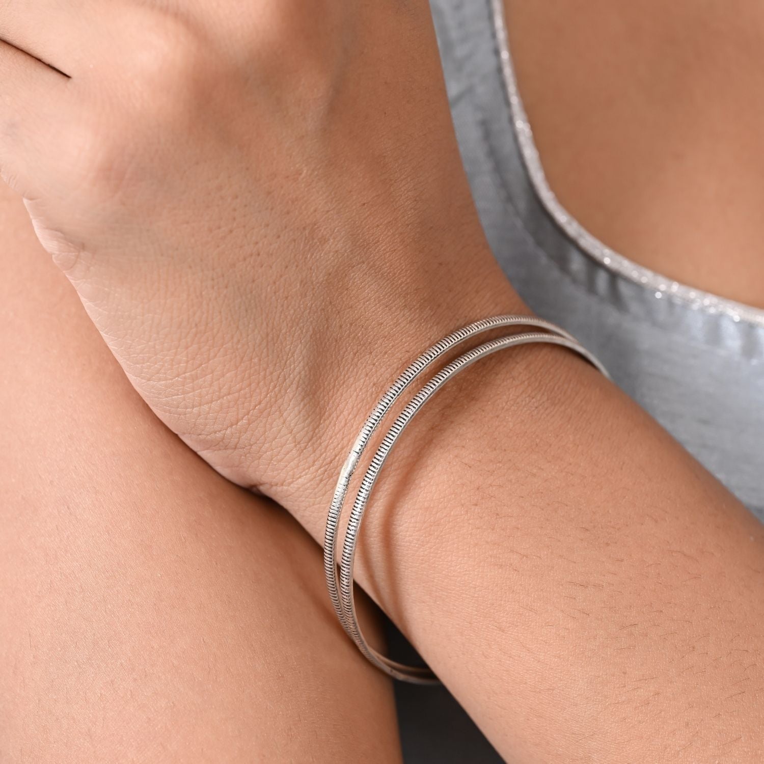 Sandline Sleek Bangle