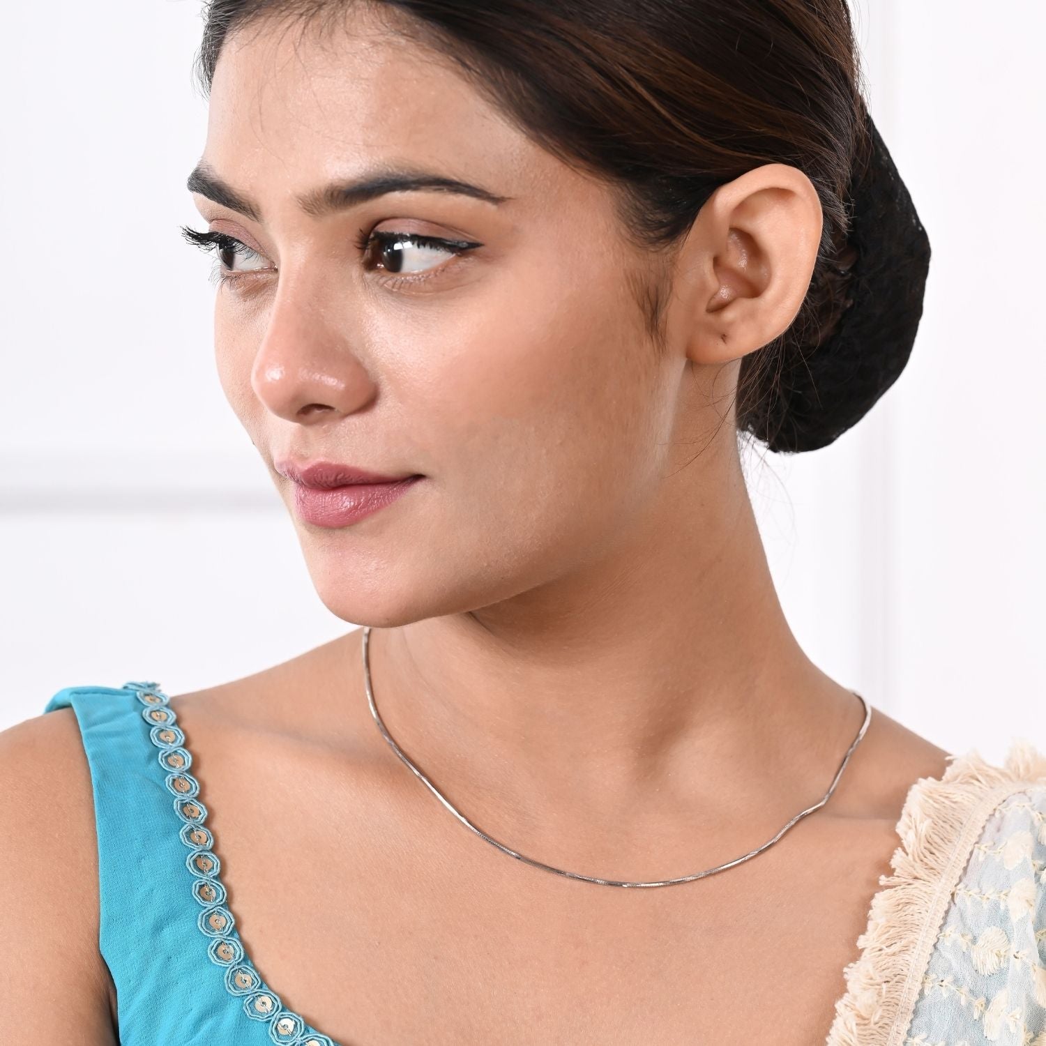 Silver Serpentine Flow Chain