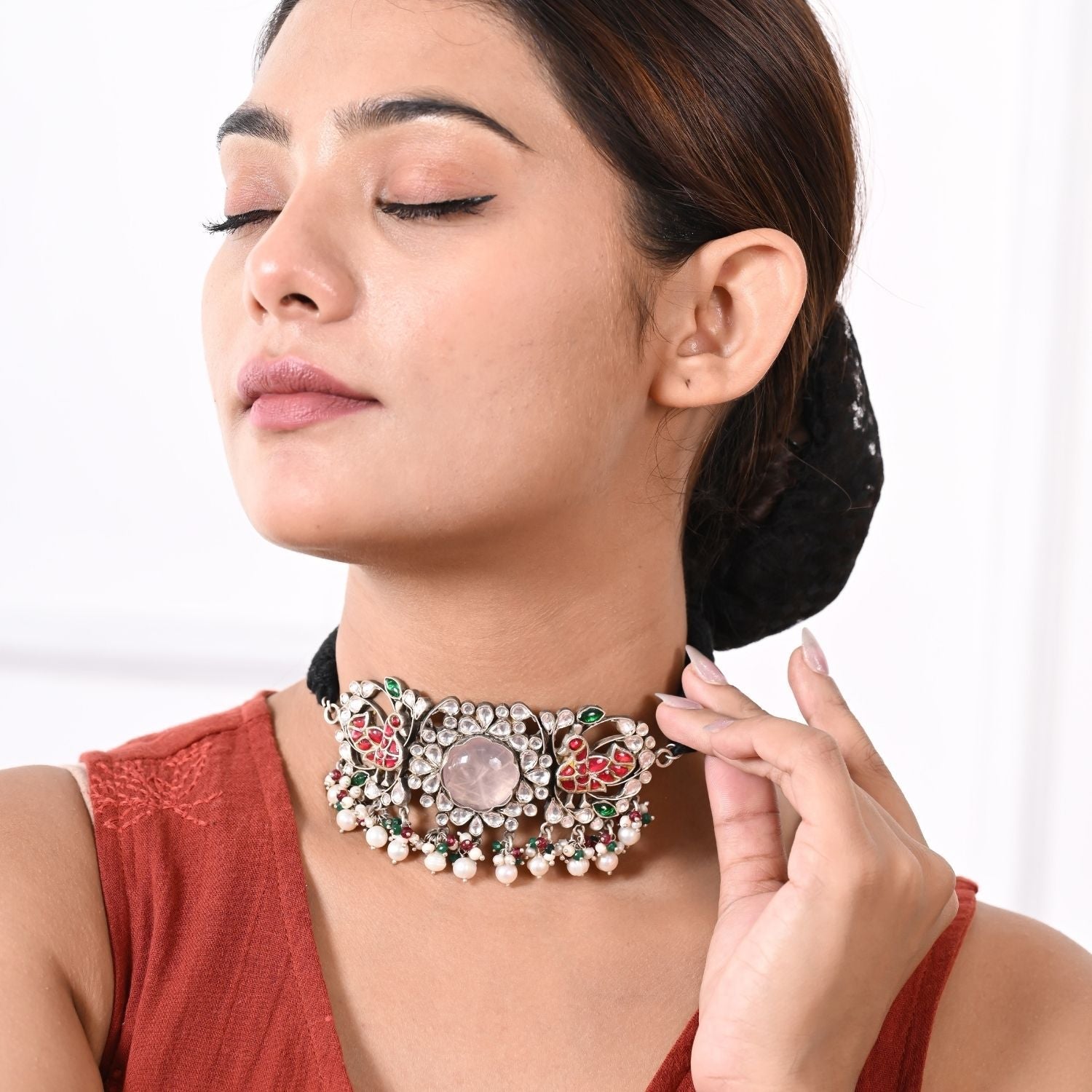 Traditional Kundan choker necklace