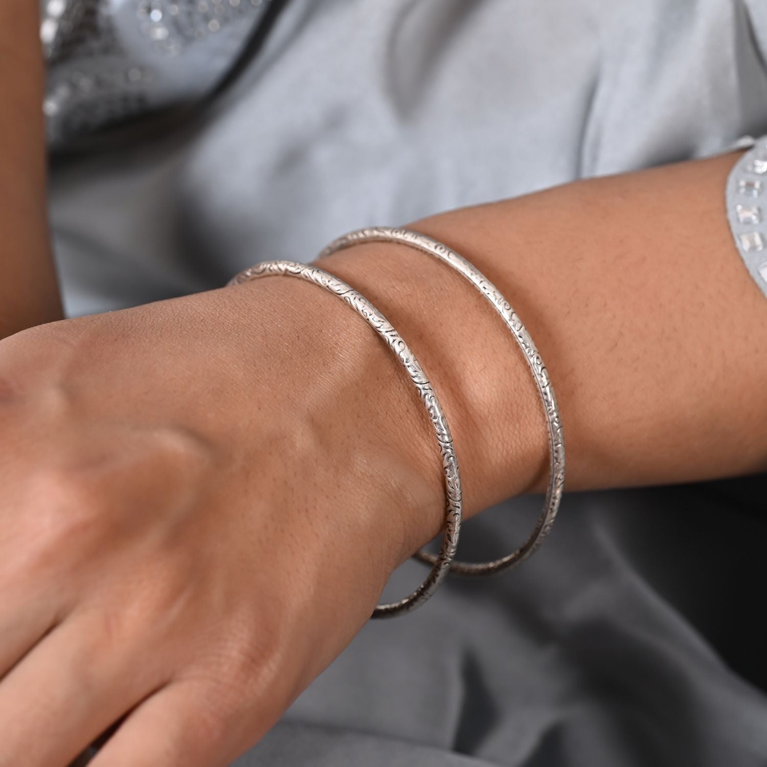 Frost-Line Sleek Bangle