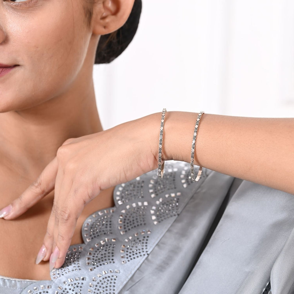 Granite-Edge Sleek Bangle