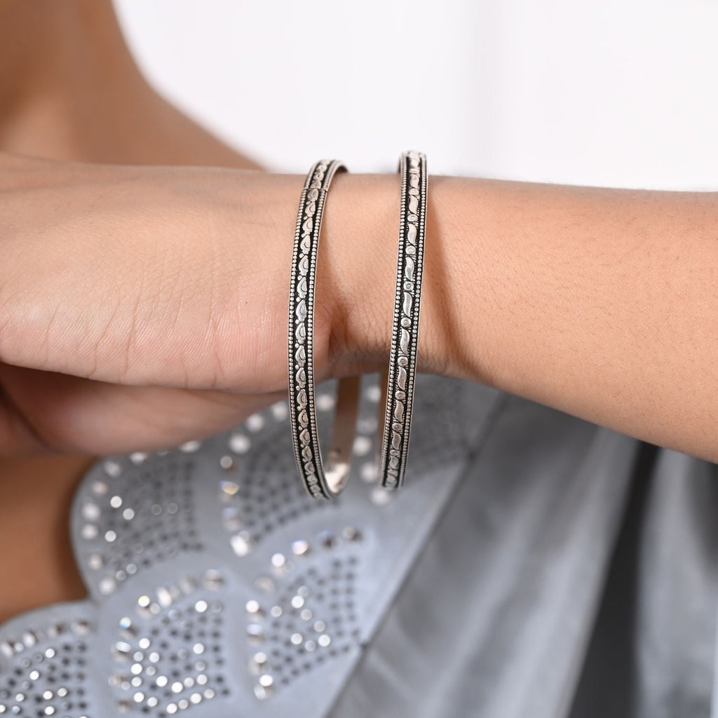 Oxidised Floral-Etched Bangles