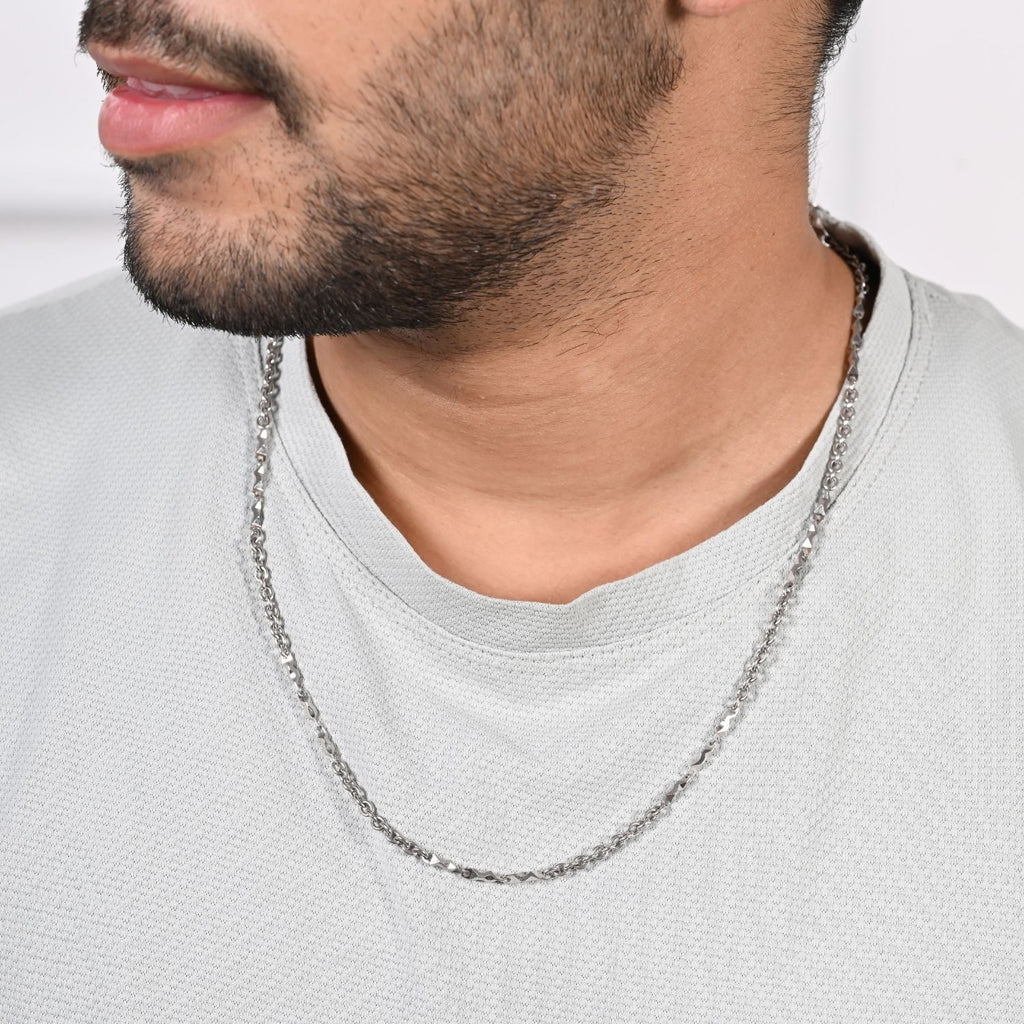 Serpentine Link Chain