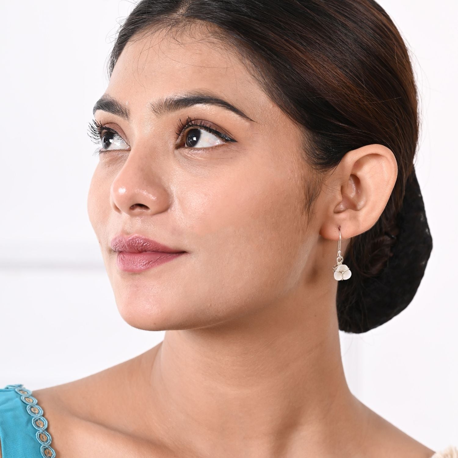 Mother-of-Pearl Floral Silver Drop Earring