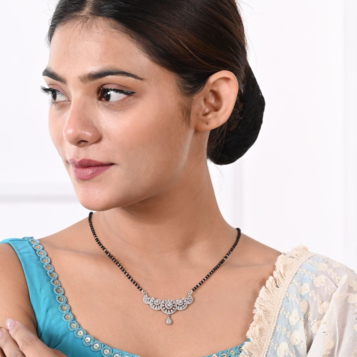 Regal Floral Mangalsutra Pendant