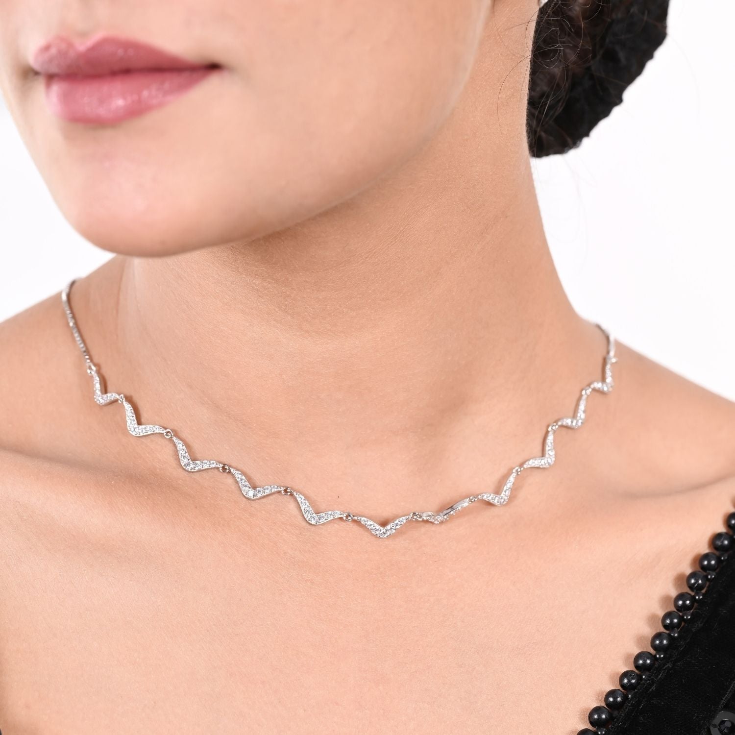Wave-link crystal necklace and bar-drop earring set