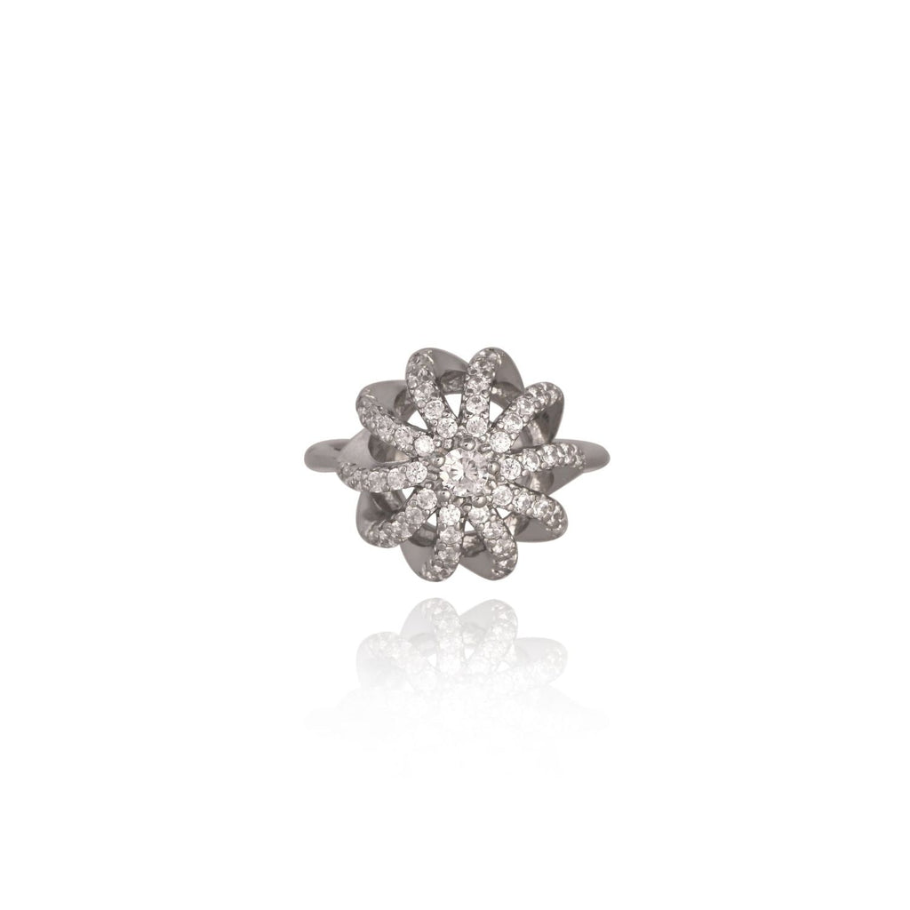 Leaf-cluster statement ring