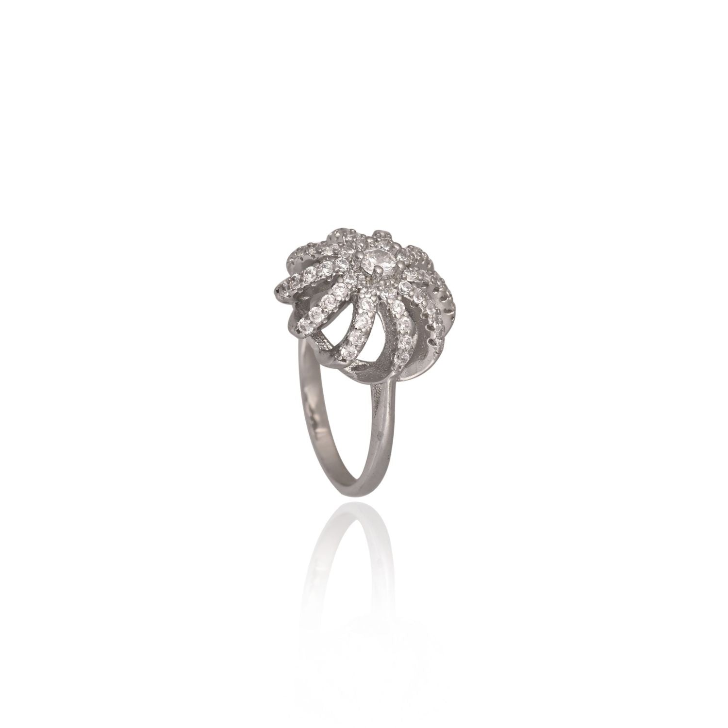Leaf-cluster statement ring