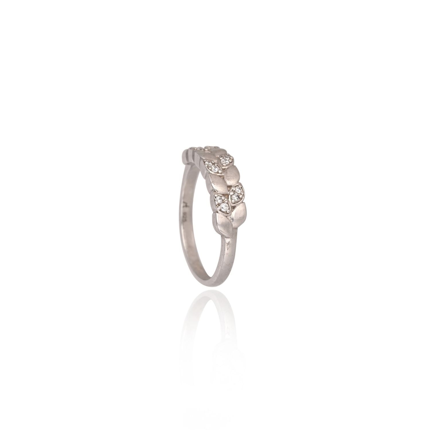 Cuban-link inspired band ring
