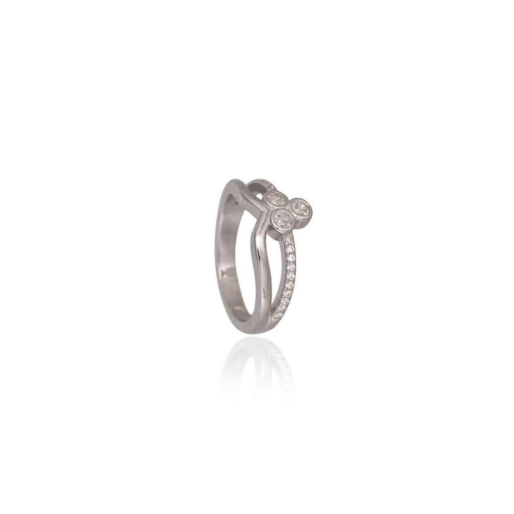 Triple-stone crown ring