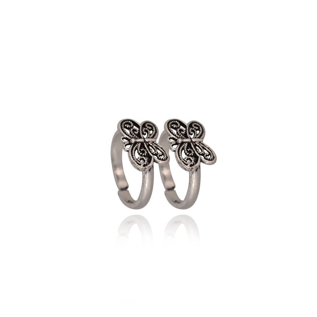 Butterfly-themed oxidized toe ring