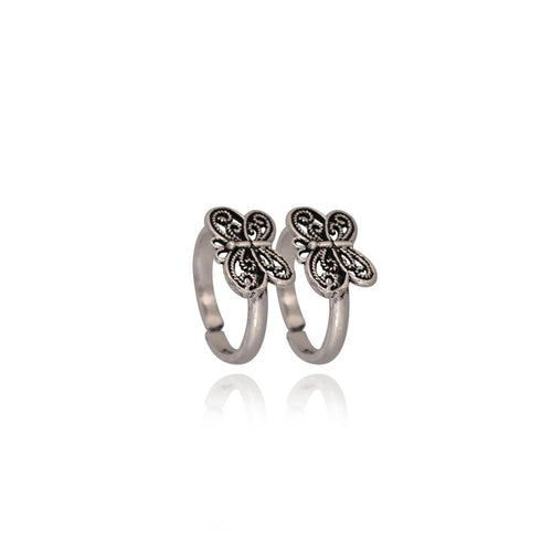 Butterfly-themed oxidized toe ring