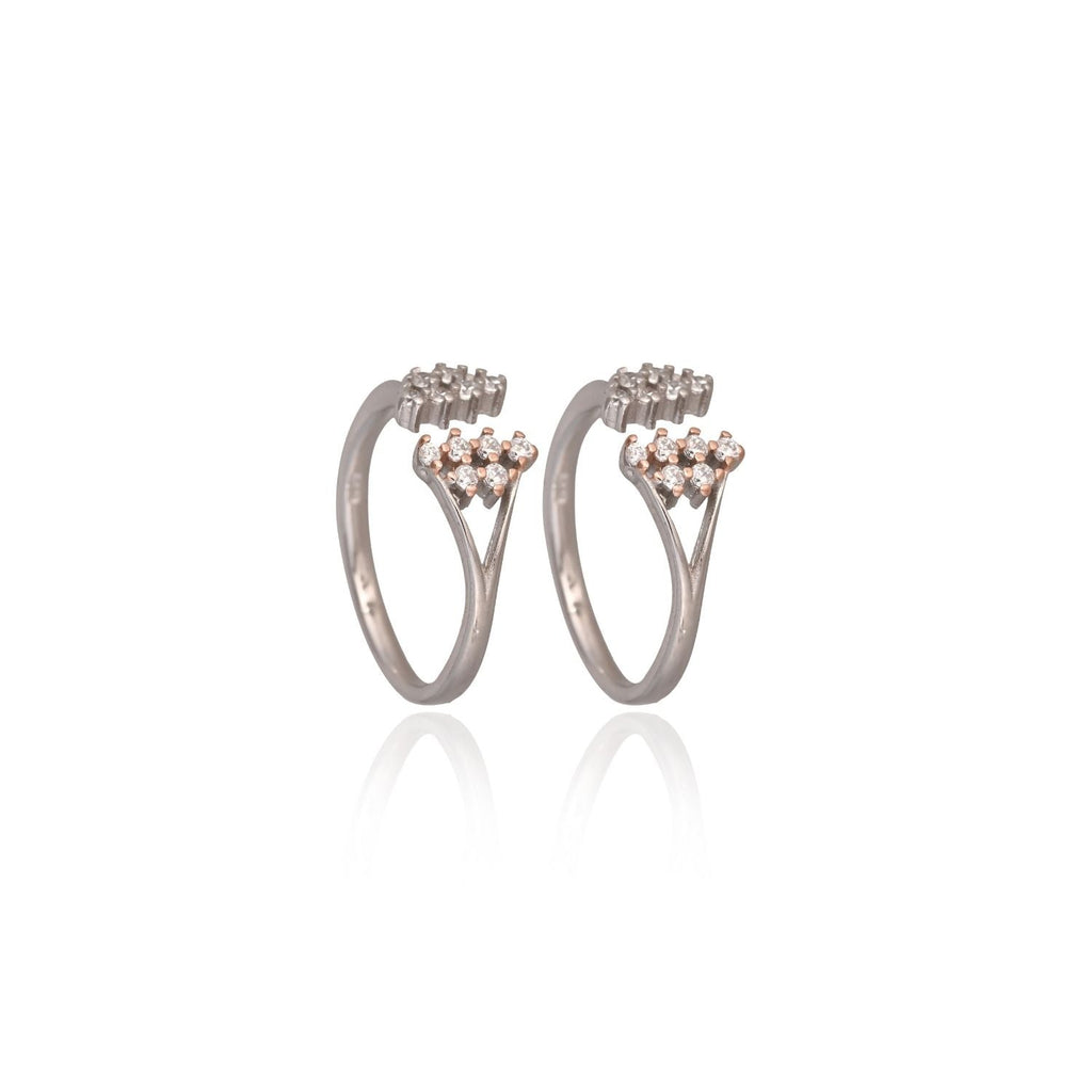 Cluster-sparkle open toe ring